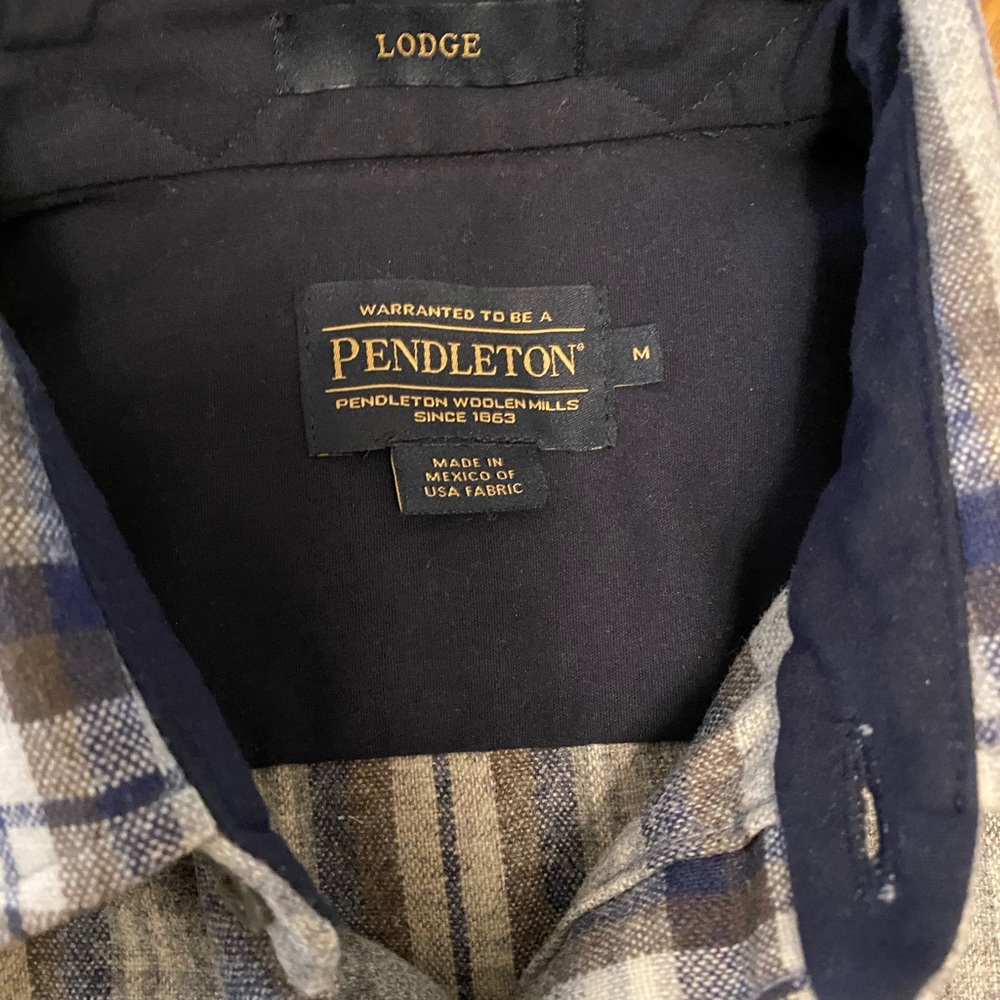 Pendleton Flannel Size M - image 2